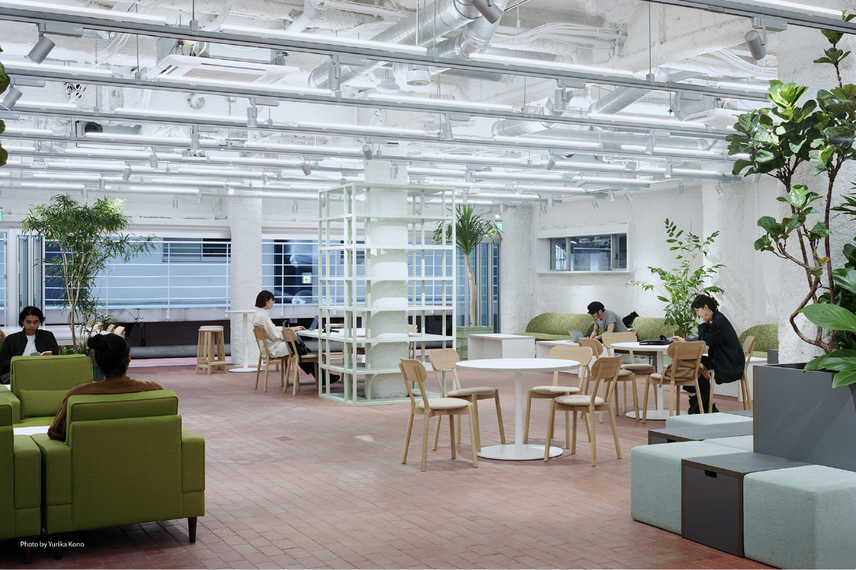 【リクルート九段坂上KSビル】個とチームの相乗で創造性を高める、リノベーションオフィスを見る