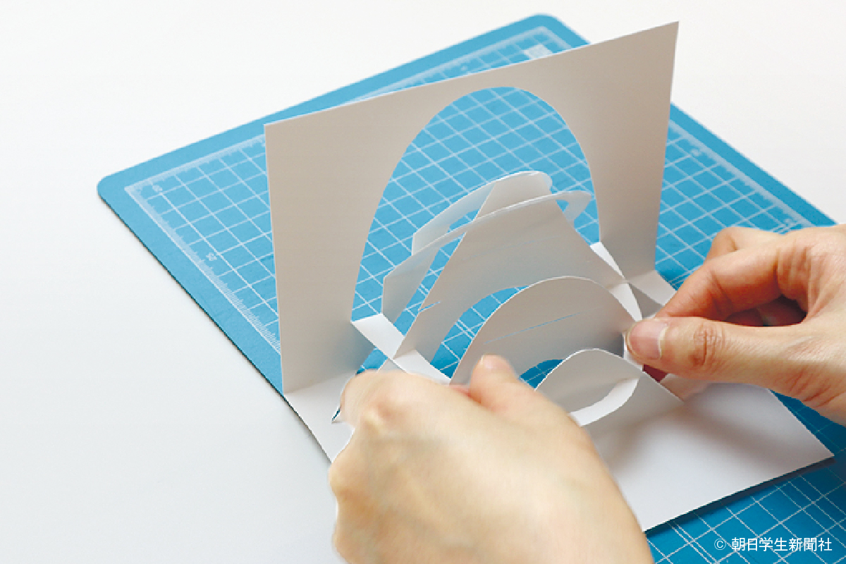 【港区立伝統文化交流館】親子で参加する折り紙建築ワークショップ